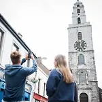 Sheilas Tourist Vandrarhem *