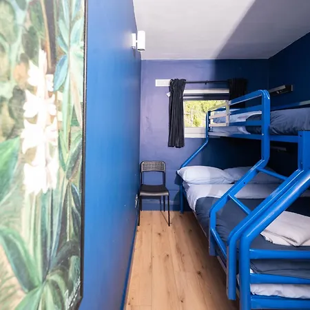 Sheilas Tourist Albergue *