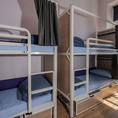 Albergue Sheilas Tourist