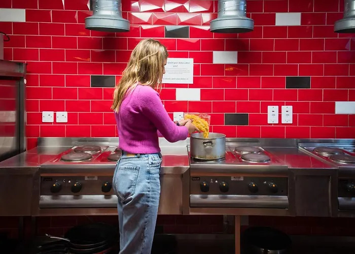 Sheilas Tourist Hostel