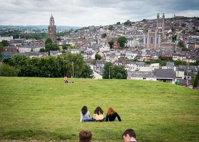 Hostal Sheilas Tourist