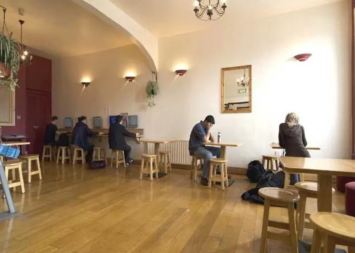 Hostel Sheilas Tourist *