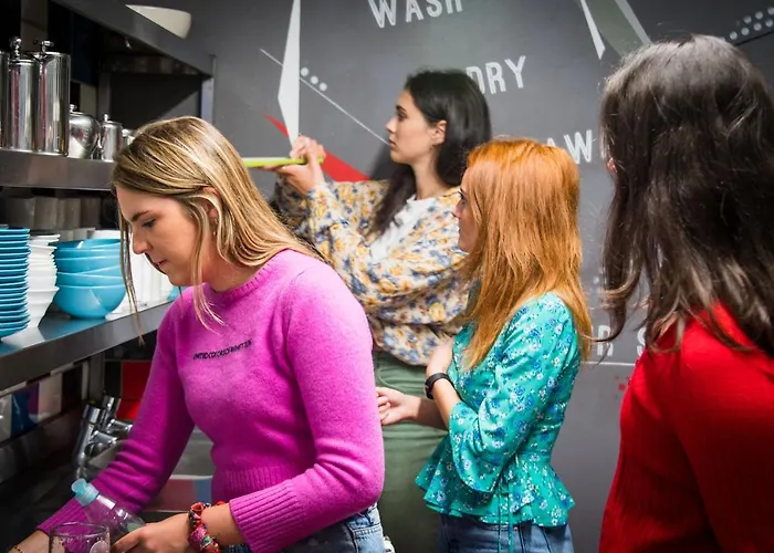 Sheilas Tourist קורק